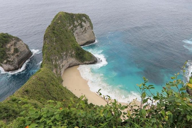 Full-Day Tour To Nusa Penida Bali - Guides, Drivers, and Staying on Track for Better Views