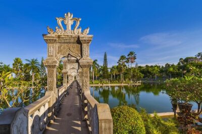 Gate Heaven of LEMPUYANG TEMPLE & East Bali Tours - Lempuyang Temple Gate of Heaven: Mount Agung Views and Photo Rules