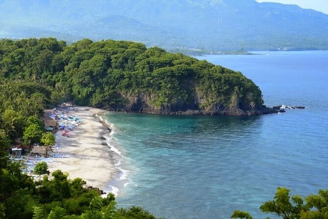 Gate of Heaven Tour With Guide : All-Inclusive Best Experience - Wapa di Ume Sidemen: the lunch stop that doubles as a reset