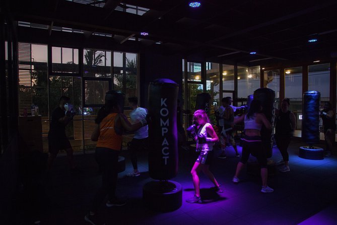 Group Fitness Classes and Open Gym - Your 1-hour flow: from warm-up to intervals to open gym