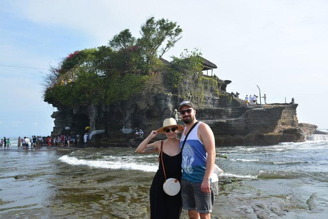 Half Day Bali Shopping Art Village Private Tour - Lunch in Ubud: set Indonesian meal with a veg option