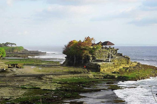 Half Day Tour: Tanah Lot Sunset & Taman Ayun Temple Included Entrance Ticket - Included Entrance Tickets: Why It Makes the Day Smoother