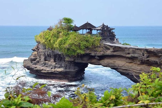 Half Day Tour: Tanah Lot Sunset & Taman Ayun Temple Included Entrance Ticket - Getting There Comfortably from Kuta (Pickup, Car, and Timing)