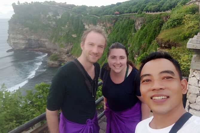 Half Day Uluwatu Temple And Kecak Dance Private Guided Tour - Managing the monkeys like a pro (without losing the fun)