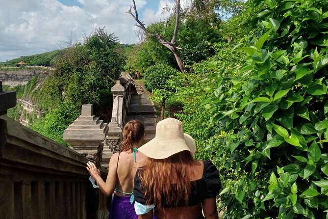 Half Day Uluwatu Temple And Kecak Dance Private Guided Tour - Wi‑Fi on the bus sounds small. It’s not.