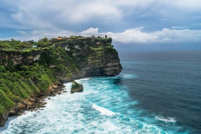 Halfday Tour:Uluwatu Temple,Kecak Dance and Dinner Jimbaran Beach with Transport - Stop 3: Jimbaran Bay sunset and seafood on the sand