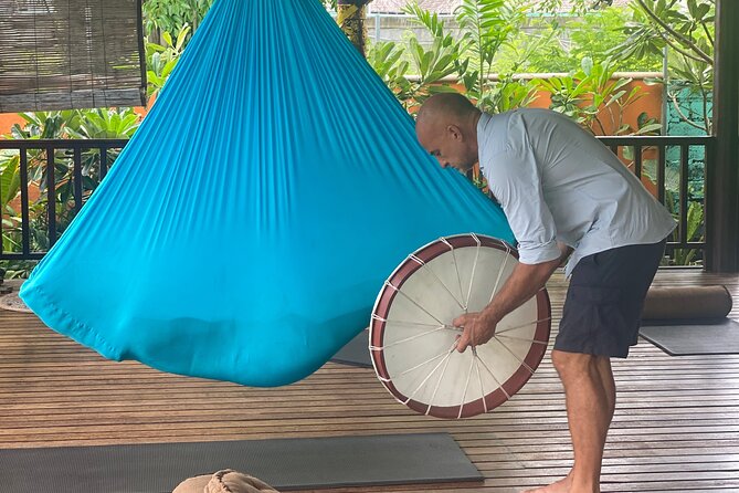 Hammock Sound Healing on Nusa Lembongan, Bali - Floating relaxation with a gong-heavy soundtrack