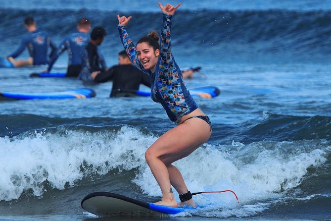 HOT PROMO. Beginner Surf Lessons in Bali - Gear, Lockers, Showers: Packing Light for a Sport You’re Testing