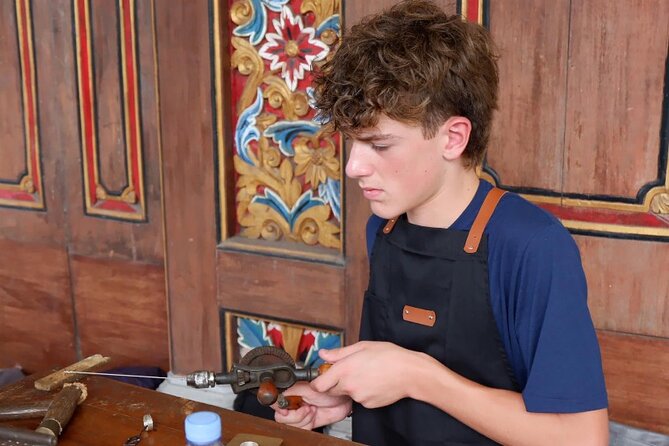 Jewelery Making Class with Own Design - Logistics Made Simple: Pickup, Private Group, and Weather
