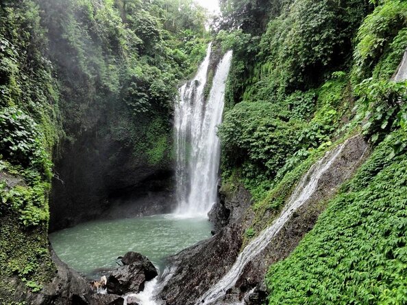 Jumping Sliding at Aling- aling Waterfall - Wanagiri Hidden Hill - Handara Gate - Kroya Waterfall Slide: The 12-Meter Adrenaline Moment