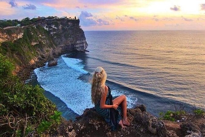 Kecak Fire Dance and Sunset at Uluwatu Temple All Inclusive - Uluwatu at sunset: why the 3PM–7PM timing matters
