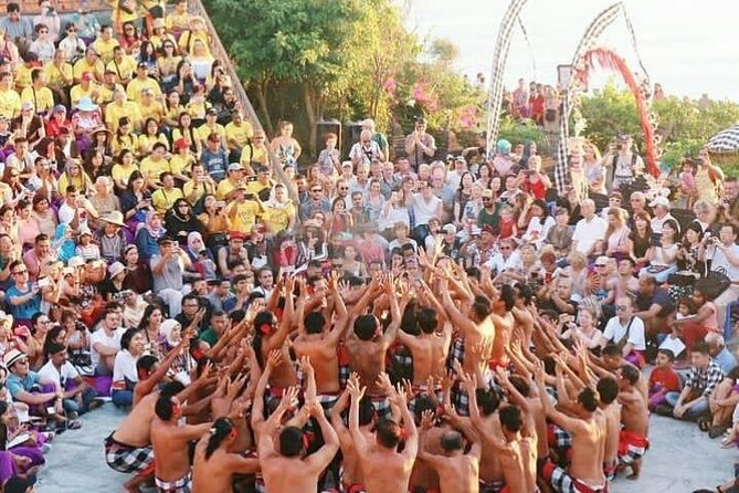 Kecak fire dance and uluwatu temple tour - free wifi - Stop 3: Kecak and Fire Dance (a human-voice Ramayana)