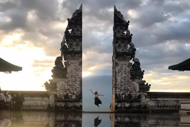 Lempuyang Temple Entrance Ticket All Inclusive - Seminyak to East Bali by private air-conditioned transport