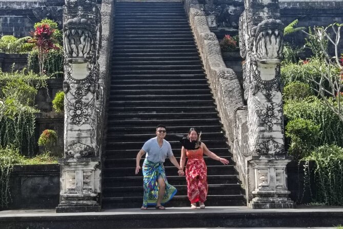 Lempuyang Temple Gate Heaven Tirta Gangga Private Guided Tour - Your private driver-guide setup: what you’re really paying for