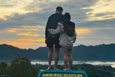 Mount Batur Jeep Sunrise Tour - Getting fed before sunrise: tea, coffee, and a light breakfast done right