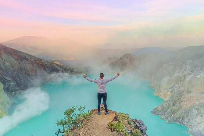 Mount Ijen Blue Flame Tour from Bali - Blue Fire at 4am and the Acid Lake View by 6am