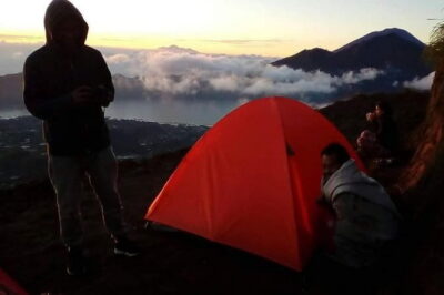 Mt Batur Camping (sunset & sunrise) - All Inclusive - The Sunset Hike and Camp Setup on the Volcano