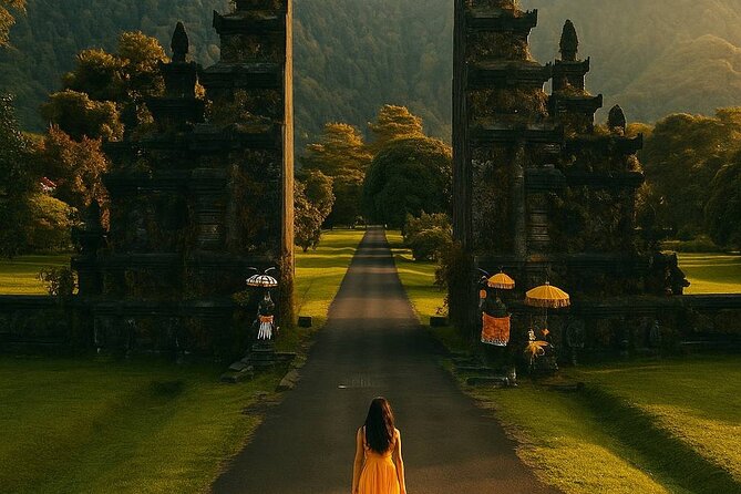 North Bali Hidden Gems Tour Ulun Danu Temple Twin Lakes Waterfall - Ulun Danu Temple on Lake Beratan: where the day starts quietly