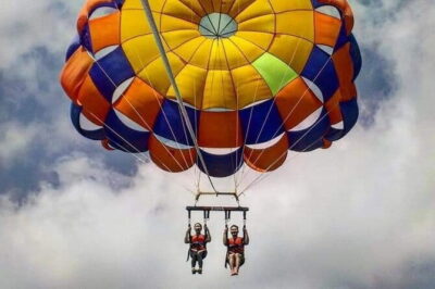 Nusa Dua Parasailing, Jet sky, GWK with Uluwatu Kecak Fire Dance - Nusa Dua Beach: guided jet ski and parasailing without the guesswork