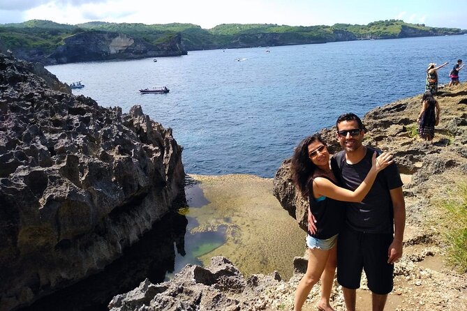 Nusa Penida 4 Spot Snorkeling with Manta and Island Tour - Kelingking Cliff (T-Rex Head) to Crystal Bay: cliff drama, then a calmer shoreline