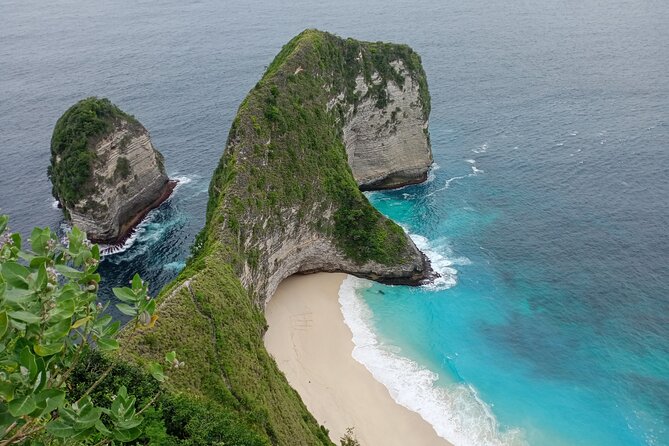 Nusa Penida East And West Full Day Private Guided Tour - Broken Beach (Pasih Uug): The Hole-in-a-Hole Viewpoint Break