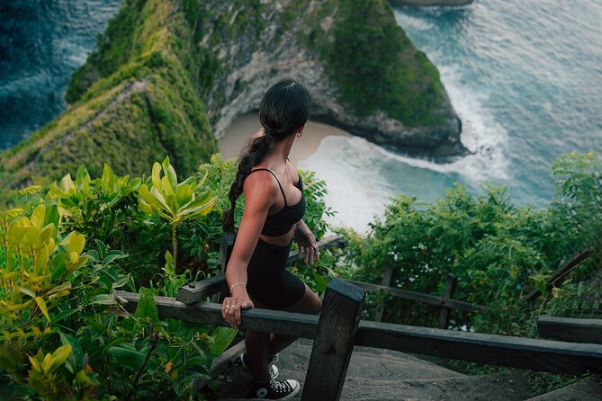 One Day Trip Nusa Penida Bali with All Inclusive - Kelingking Beach: the iconic dinosaur head and the work it takes