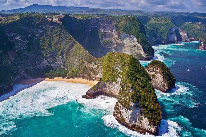 Private All Inclusive Nusa Penida Snorkeling and Tour - Kelingking Beach: the dramatic T-Rex cliff and the one physical stretch