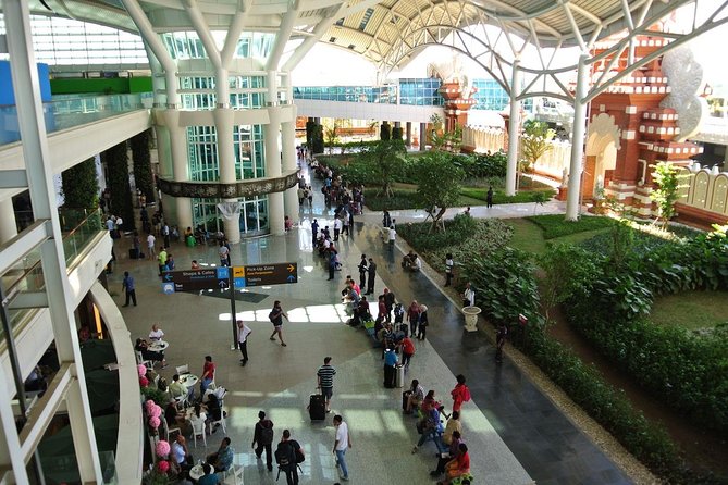 Private Arrival Transfer : Ngurah Rai Airport to Hotel in Bali - How the meet-and-greet works at Ngurah Rai
