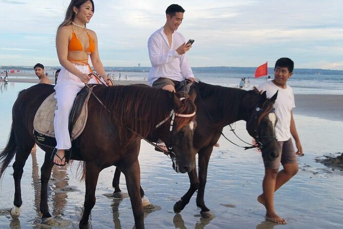 Private Bali Horse Riding In Seminyak Beach - When things go wrong: time, helmets, and overbooking risks