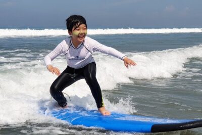 Private Beginner 1 on 1 Surf Lesson at Kuta Beach - Gear Drop: Surfboard, Rashguard, and Zinc Are Included