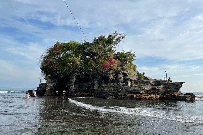 Private Full-Day Tour in Bali & FREE WIFI - Stop 2: Tegenungan Waterfall for a quick jungle reset