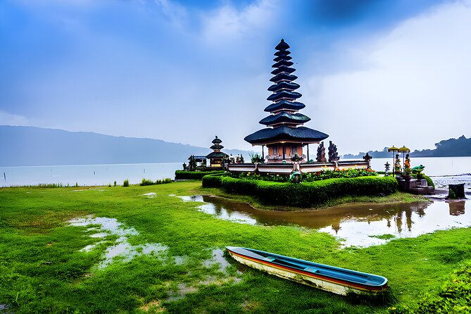 Private Full-Day Tour: Ulun Danu Beratan Temple, Jatiluwih and Tanah Lot Temple - Jatiluwih Green Land: UNESCO terraces and the kind of walking you actually enjoy