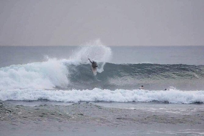 Private One on One Surf Lesson in Canggu area - Bali - Stop 1: Batu Bolong Beach and how the waves fit beginners