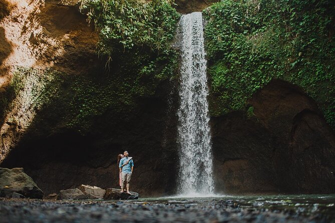 Private Tour : Bali Best Waterfalls, Temples and Monkey Forest - Elephant Cave Temple: what to expect once you’re there