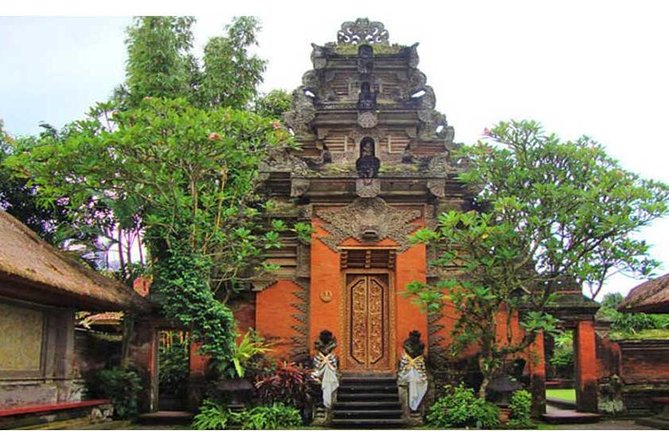 Private Tour: Batuan Temple, Tegenungan Waterfall, Elepahant Cave Free transport - Key highlights you’ll feel all day