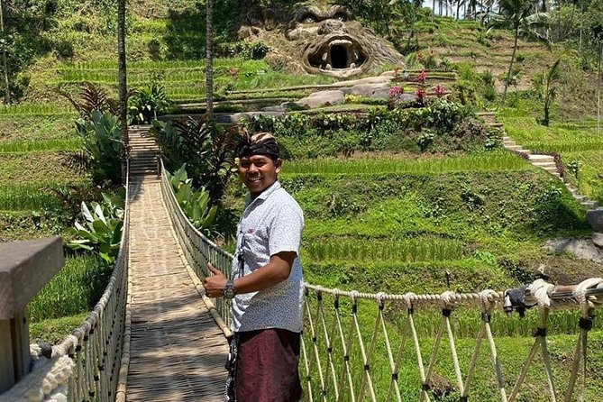 Private Ubud Tour Package - Tegalalang Rice Terrace: swing and the bird-nest photo setup