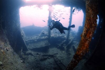 Shipwreck Diving in Tulamben - The briefing and underwater support: where wreck days get easier