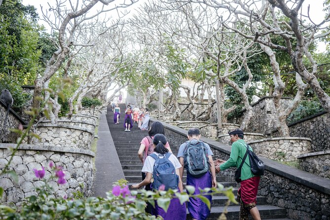 Skip The Line Tour: Uluwatu Temple and Kecak Fire Dance Tour – Half Day - Guides can make or break Uluwatu (and this tour attracts the good ones)