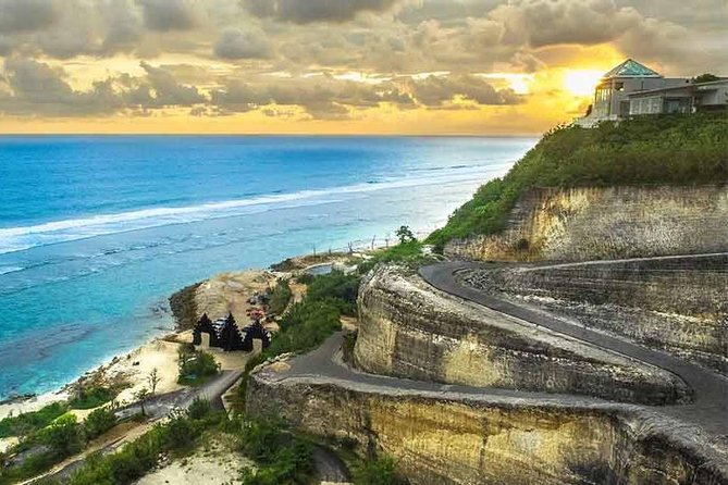 South Bali & Uluwatu Tour - South Bali and Uluwatu in One Long Day: the big idea