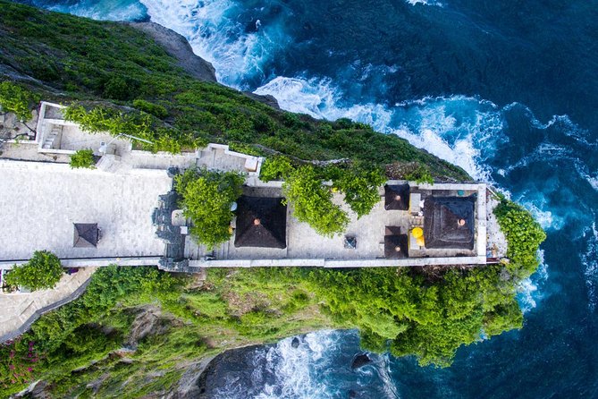 South Bali & Uluwatu Tour - Morning coast: Nusa Dua, Water Blow, and Pantai Melasti Ungasan