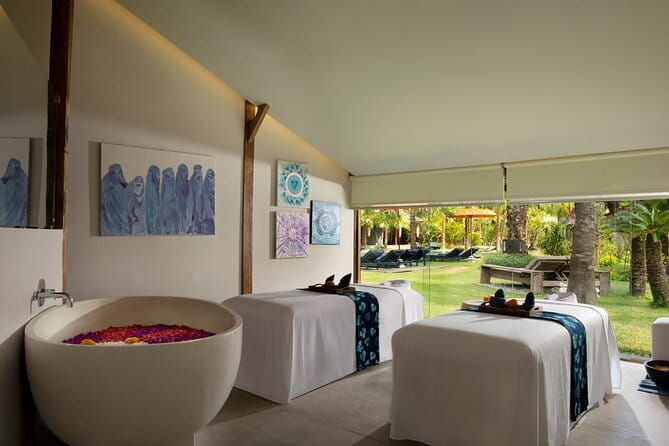 Spa at Heiwa with Dining Included at Hiiragi - Start at Hiiragi Restaurant: a simple handoff