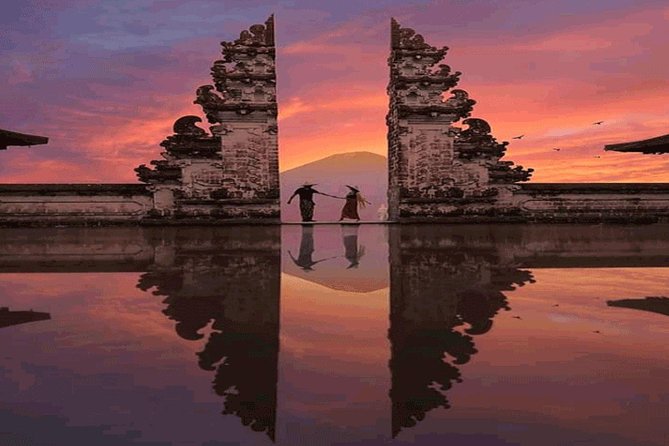 Sunrise At The Gate Of Heaven Lempuyang Bali - Key points for your sunrise-to-water-palaces day