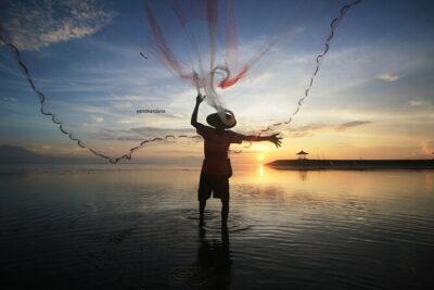 Sunrise With Fisherman Shot Tour in Bali - Tibumana Waterfall: Soft Morning Light for a Real Bali Scene