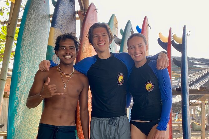 Surfing Lesson at Batu Bolong Beach in Canggu - What to Expect in the Water (and How to Make the Most of It)