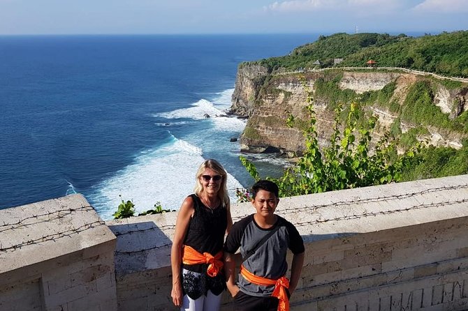 Tanah Lot and Uluwatu Temple Private Guided Tour - The real value: having a driver/guide take the strain