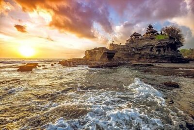 Tanah Lot Bali Temple Sunset Small Group Tour – Half Day - What a Max of 9 Travelers Feels Like at Tanah Lot