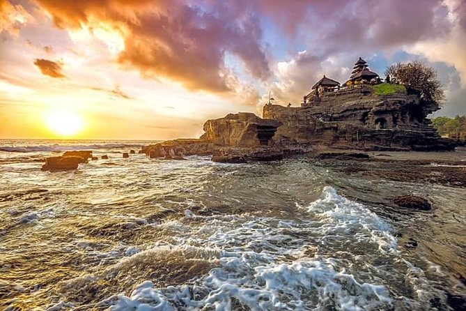 Tanah Lot Bali Temple Sunset Small Group Tour – Half Day - What a Max of 9 Travelers Feels Like at Tanah Lot