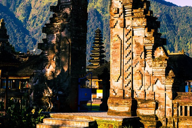 Tanah Lot - Jatiluwih (UNESCO) - Beratan lake -Hidden hill (Wanagiri)-FREE WI-FI - Taman Ayun Temple: A Calmer Cultural Break