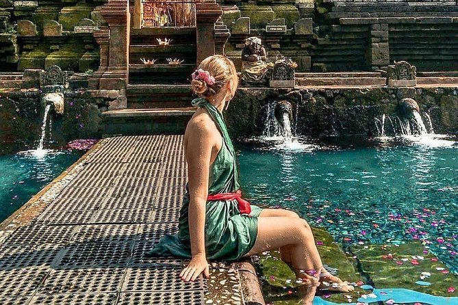 Tanah Lot Temple, Waterfall & Ubud Tour (Private & All-Inclusive) - Pass-By Scenes: Rice Terraces, Markets, Beaches, and Bali Swing