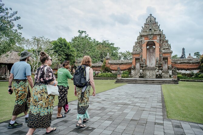 Tanah Lot & UNESCO Heritage Small Group Tour - Group Size and the Guide Factor